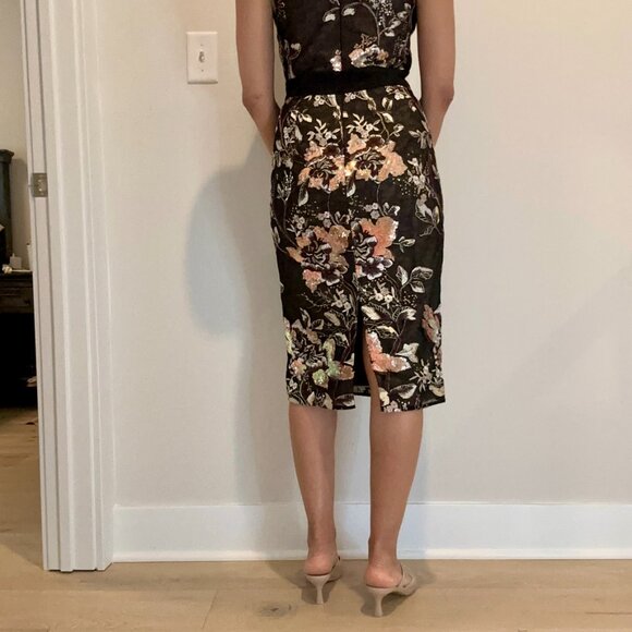 Dress The Population Aspen Floral Midi Bodycon Dress - Picture 3 of 4